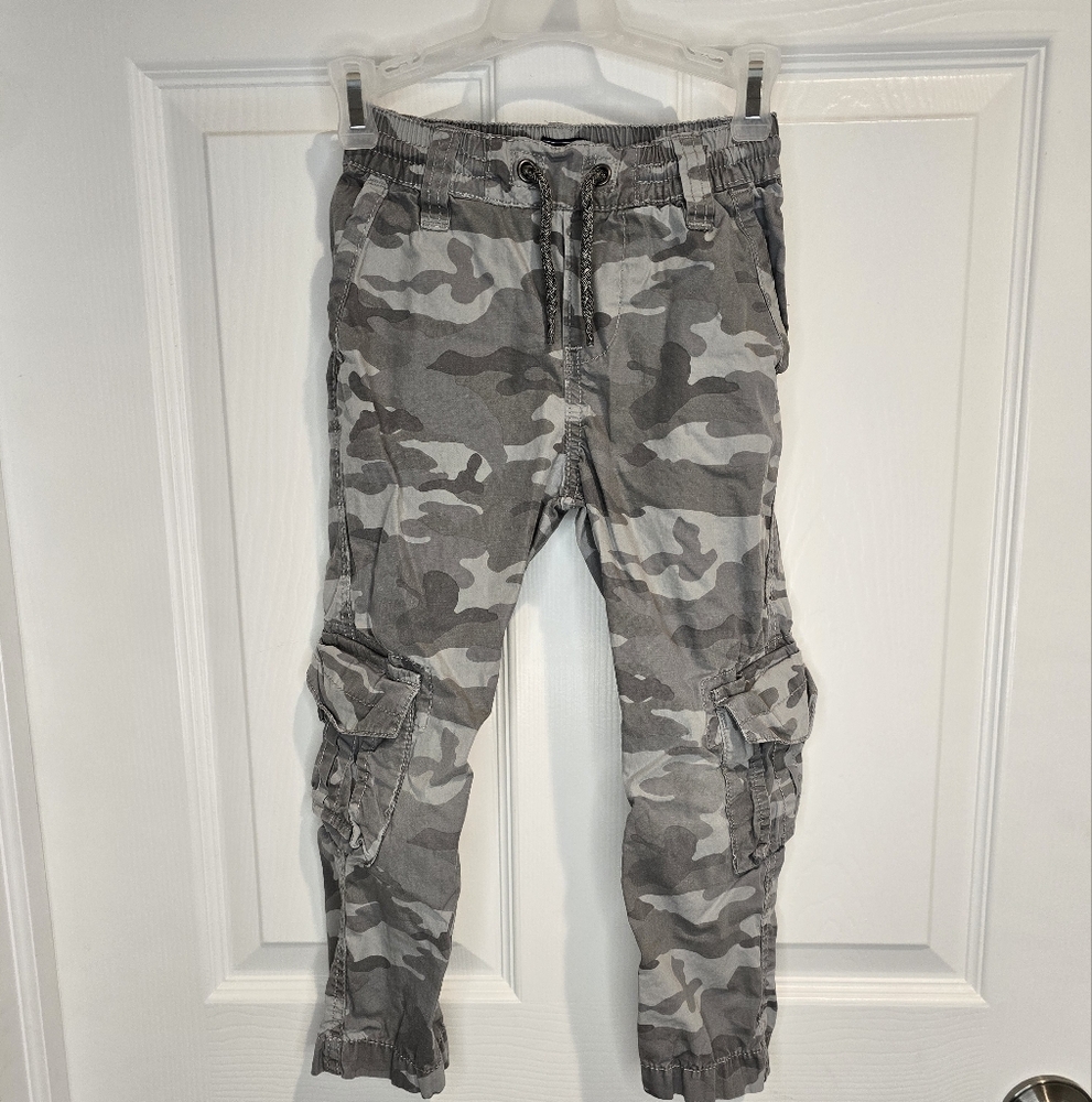 Gap Kids Camo Cargo Jogger Pants size xs